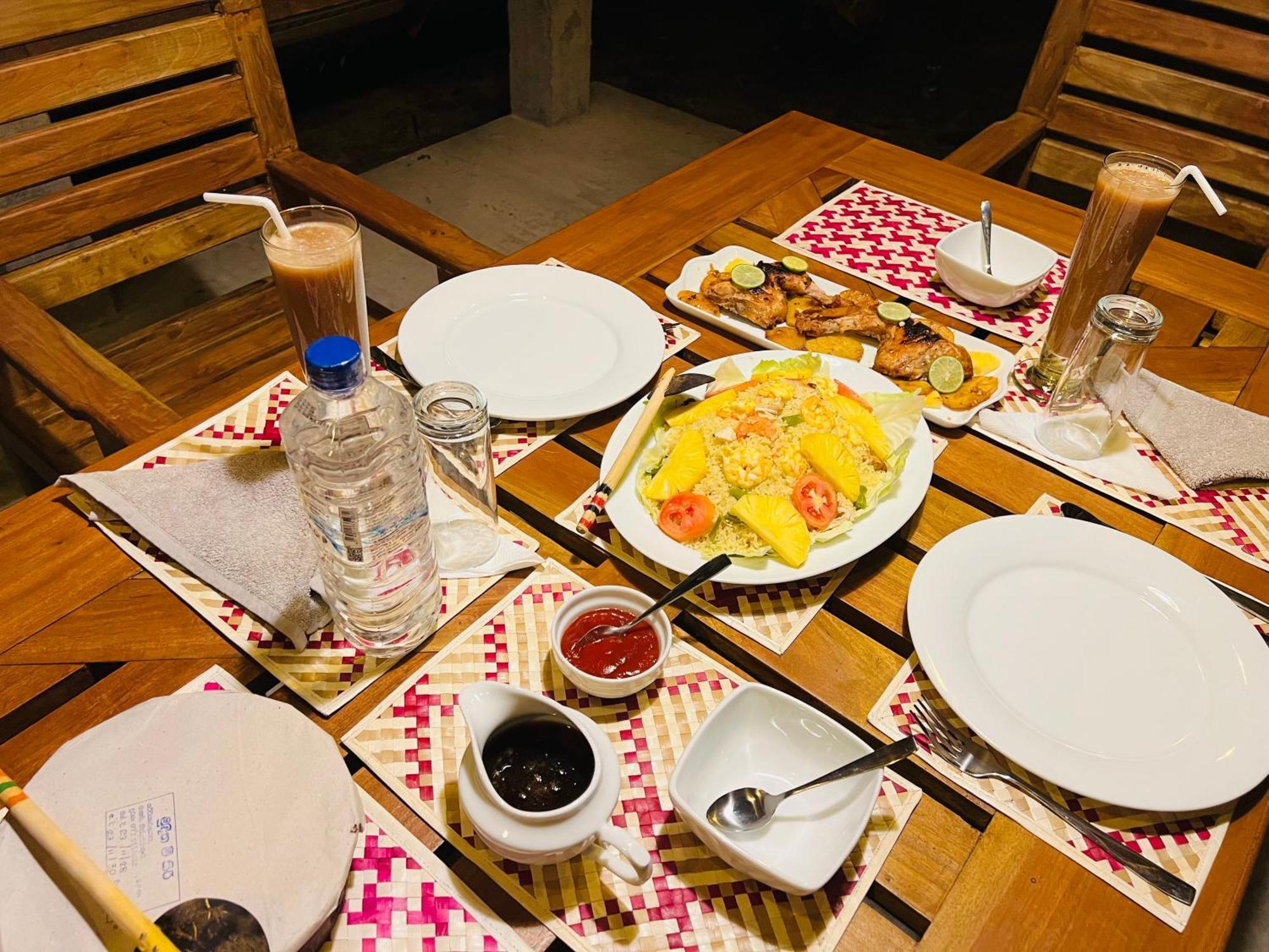Kingfisher Beach Resort-Yala Kirinda  Esterno foto