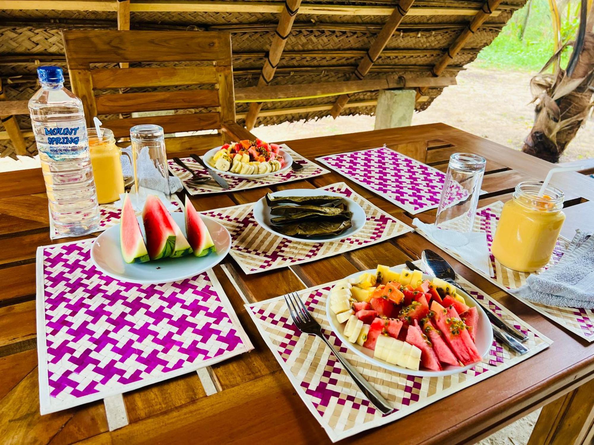 Kingfisher Beach Resort-Yala Kirinda  Esterno foto